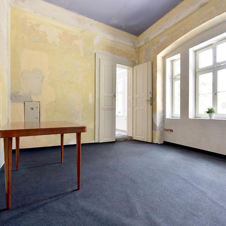 Apartman S Balkonom Trenčín Buitenkant foto