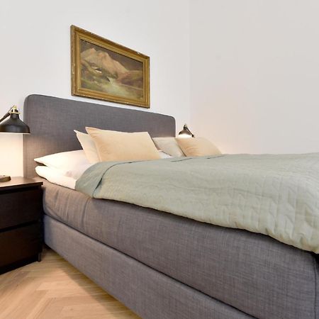 Apartman S Balkonom Trenčín Buitenkant foto