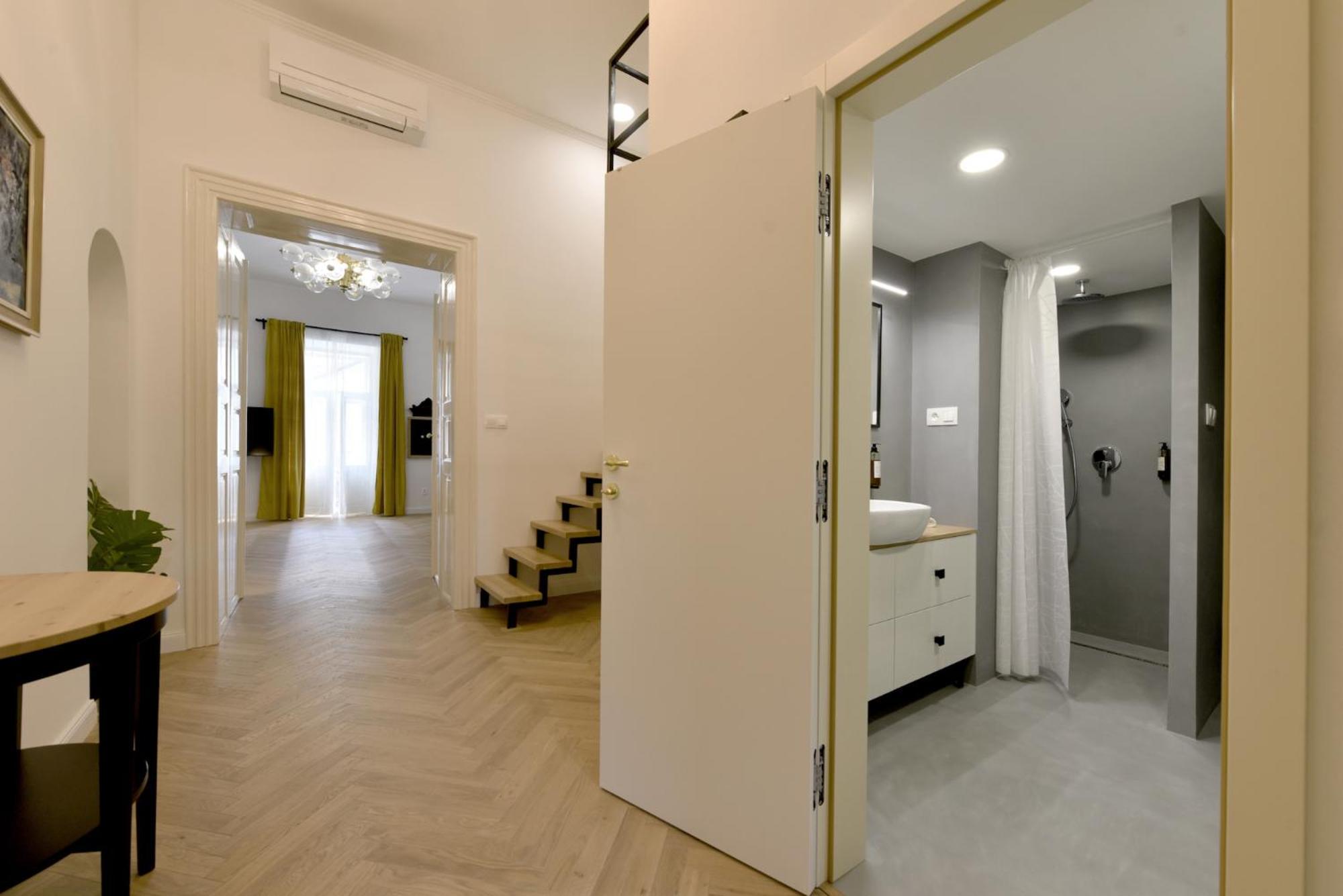 Apartman S Balkonom Trenčín Buitenkant foto